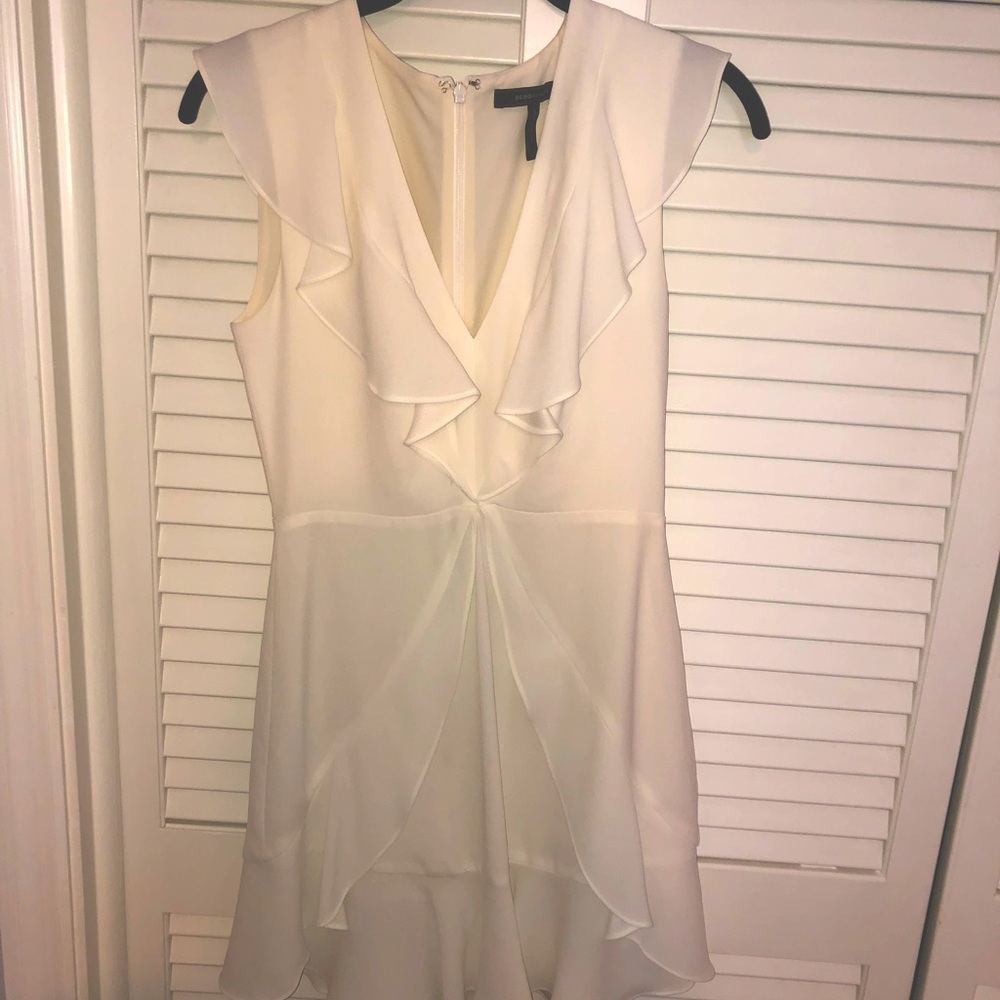 BCBGMAXAZRIA
Tyrah Sleeveless Ruffle Dress